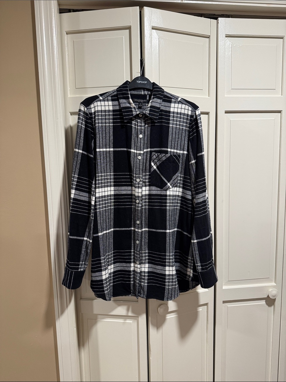 Banana Republic Flannel Black and White Plaid Button-Down Shirt